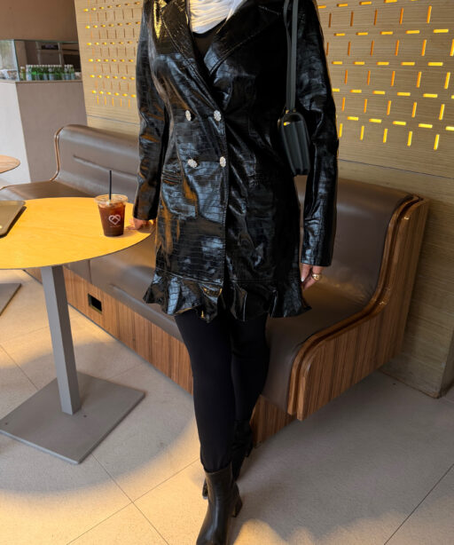 Alternative view of Ruffled black leather